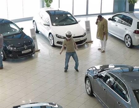 İzleyeceğiniz Volkswagen reklamı Harlem Shake içerir