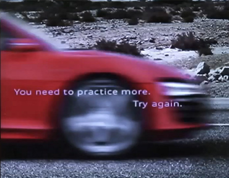 Audi'den R8'e özel interaktif reklam