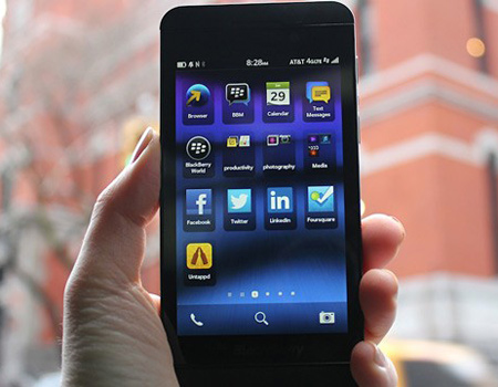 Blackberry Z10 reklamı telefonunuzu ele geçiriyor