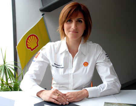 Shell’in kurumsal iletişimcisi cinayete kurban gitti