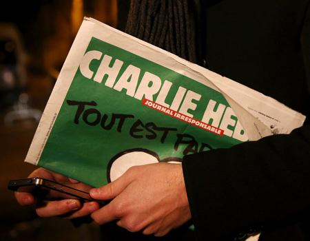 Charlie Hebdo kapağını yayınlayan sitelere erişim yasağı