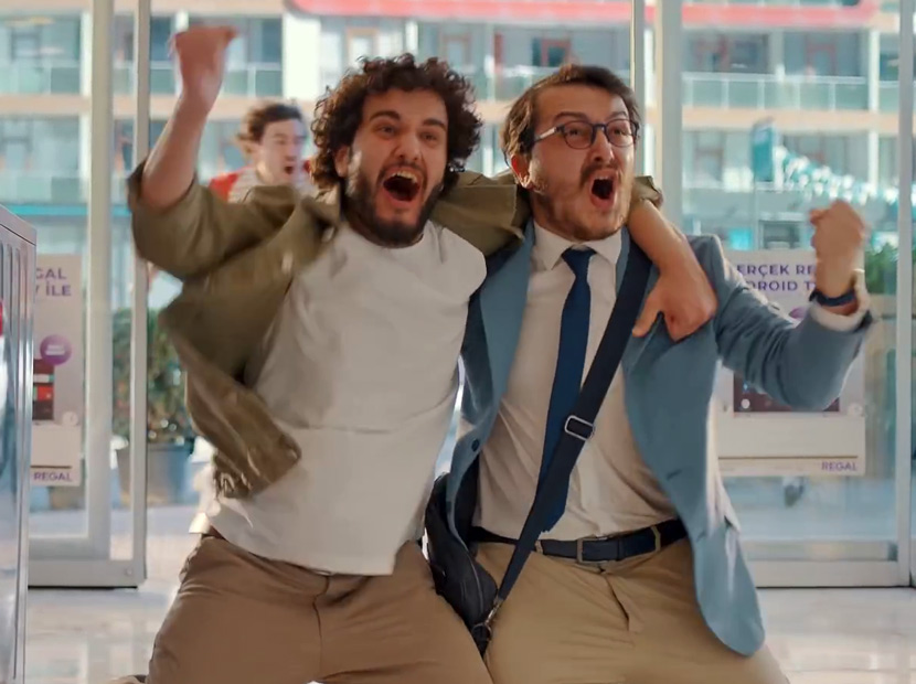 Regal’de Regol sevinci