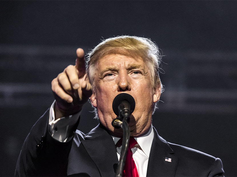 Trump Facebook, Google ve Twitter’a dava açtı