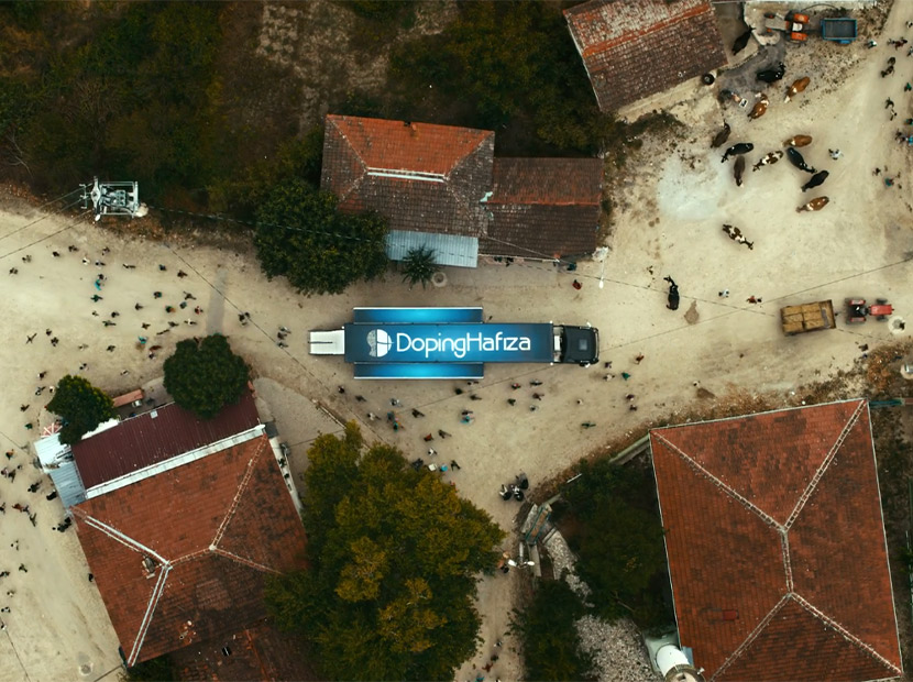 Dikkat gelecek taşır