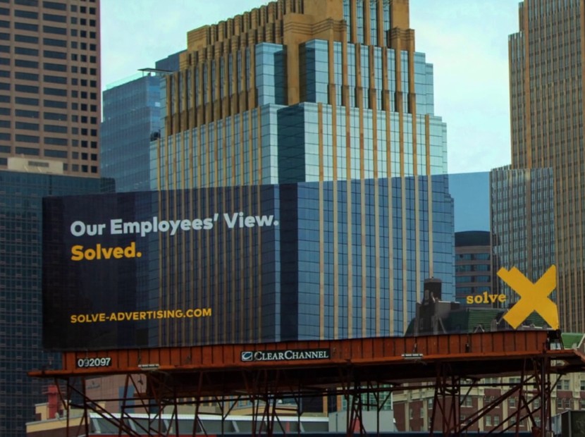 Tat kaçıran billboard’a akıllı çözüm