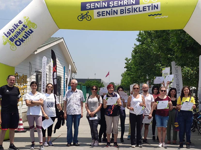 İsbike Bisiklet Okulu’nda 3 bin kişi pedal çevirdi