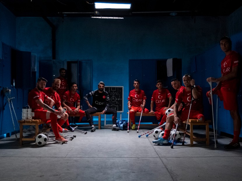 Korkusuz bir kahraman olmak için ne gerekmez?