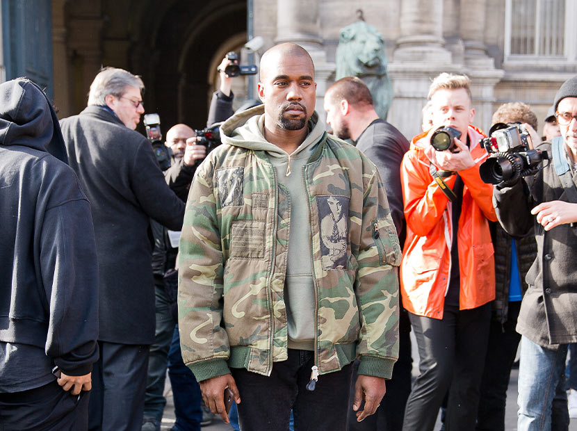 Kanye West’in başı paylaşımlarıyla dertte