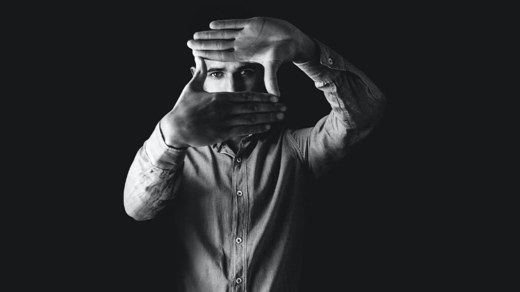 Çerçevelenmek kaderimiz mi?