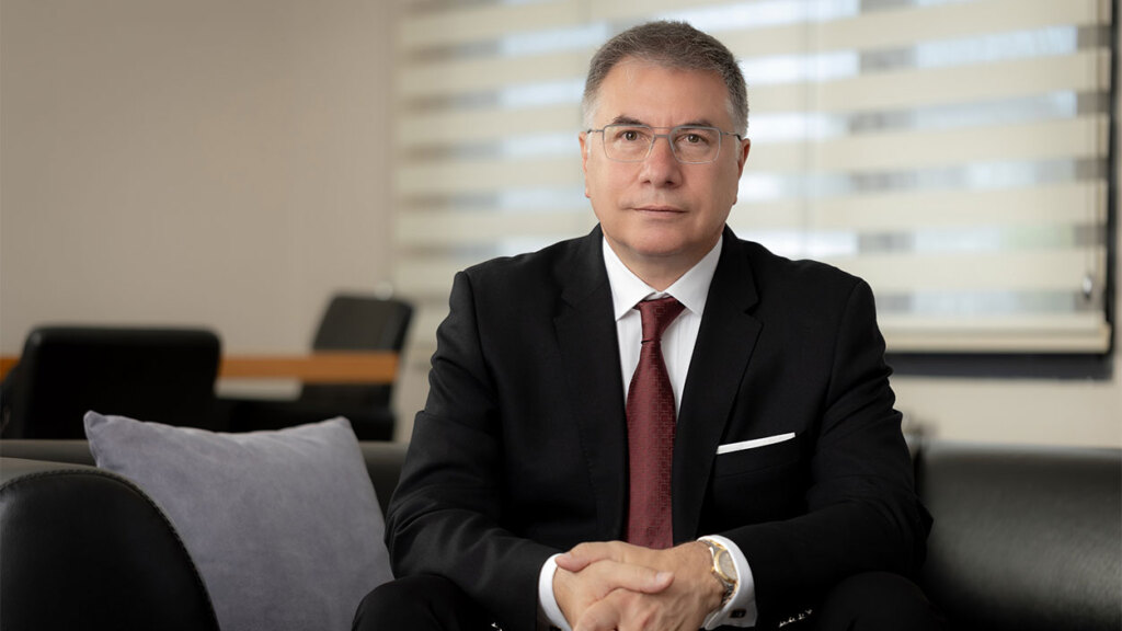 İşbir Holding'e yeni CEO