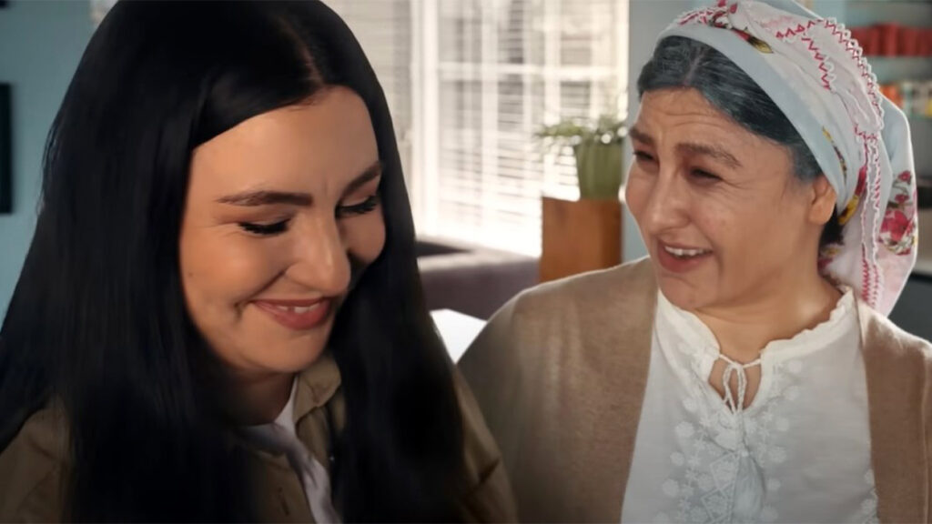 Solo'nun yeni reklam yüzü Yasemin Sakallıoğlu