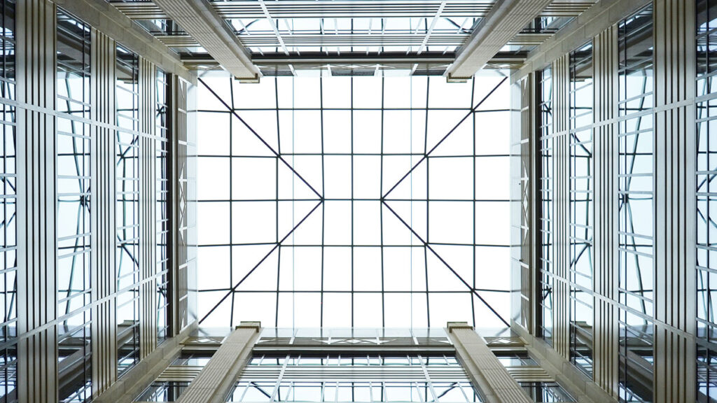 Medyadaki cam tavanlar - Esra Bezircioğlu