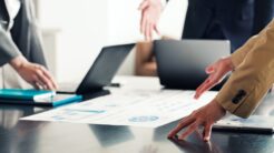 Medya devleri büyürken, reklam pazarı yeniden şekilleniyor