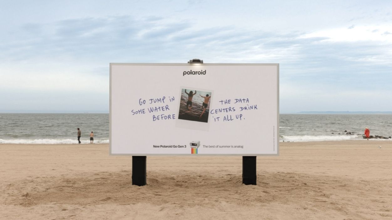 Polaroid'den yapay zeka çağında 'kaybolun' çağrısı