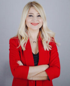 Aslı Eren Şengezer - Sagra Pazarlama Direktörü