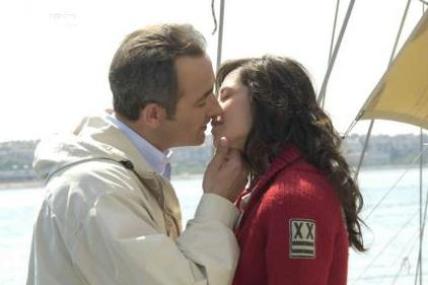 Türk dizilerine Arap Emmy’si