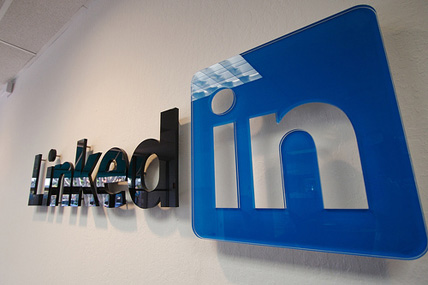 LinkedIn’in değeri 2 milyar doları aştı