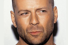 Bruce Wills banka reklamında