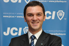 İsmail Haznedar JCI Dünya Başkan Yardımcılığına seçildi