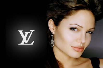 Angelina Jolie Louis Vuitton’la anlaştı