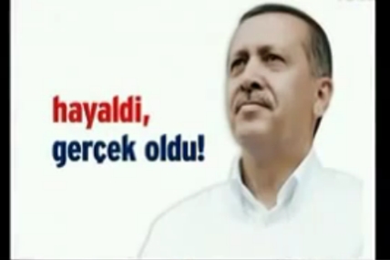 AKP’den bir yol reklamı daha