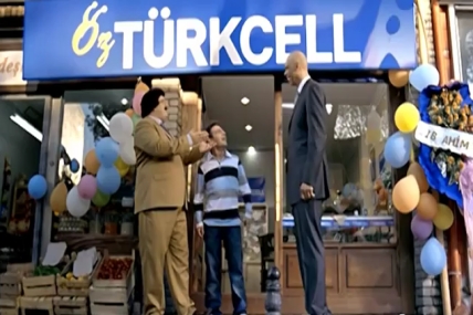 Turkcell’den rakiplerine gönderme