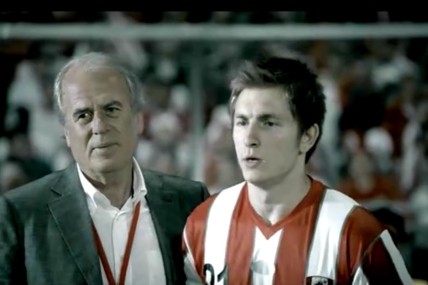 Türkan Şoray ve Mustafa Denizli Vakıfbank reklamında