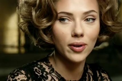 Scarlett Johansson Dolce & Gabbana’nın yeni reklam yüzü