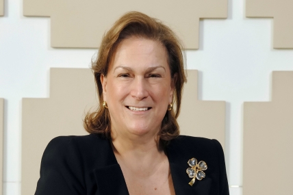 Güler Sabancı Dünyanın zirvedeki ikinci kadını!