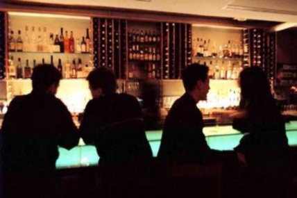 Hafta içi sosyalleşen erkekler daha mutlu ve başarılı