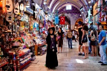 Halkbank’ın Çarşılarla Anadolu sergisi Kapalıçarşı’da