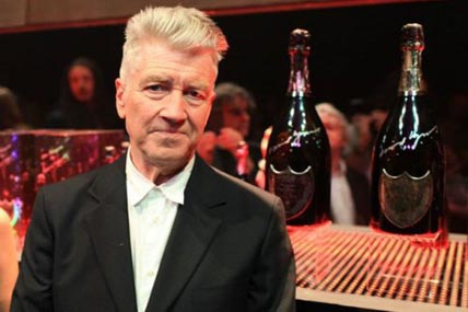 David Lynch imzalı şampanyalar