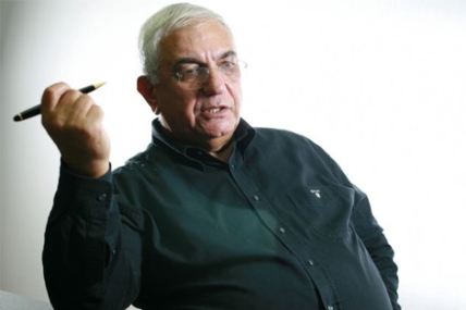 Ünlü iletişimci Yeni Şafak’ta